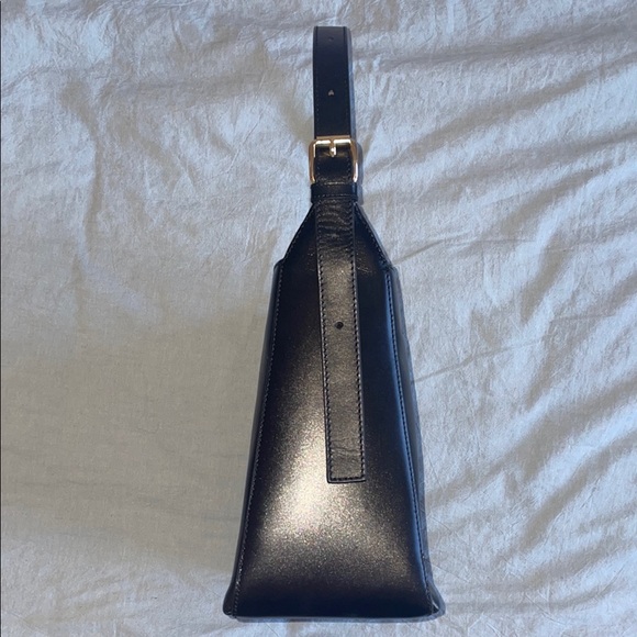 A.P.C. Black Virginie Leather Shoulder Bag - Picture 2 of 10